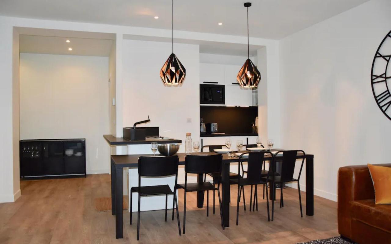 Elegant Appartement Dans Le Quartier Concorde A Paris Exterior foto